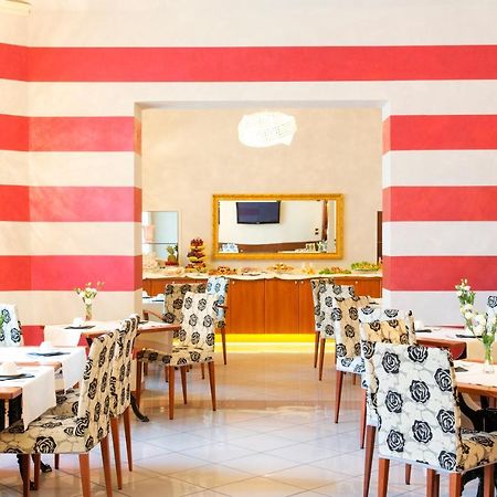 Dipendenza Hotel Londra 알레산드리아 외부 사진